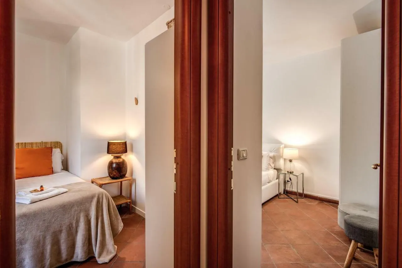 Ponte Palatino Hotel Rome Apartment